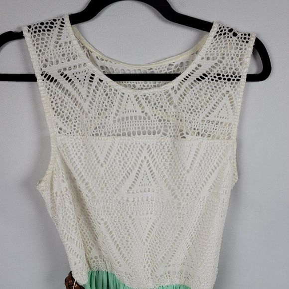 A. Byer mixed media crochet top chiffon bottom mint skirt belted cutout - Picture 3 of 8